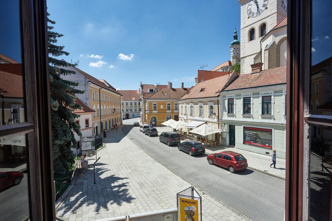 Vivaldi Apartments Mikulov Buitenkant foto