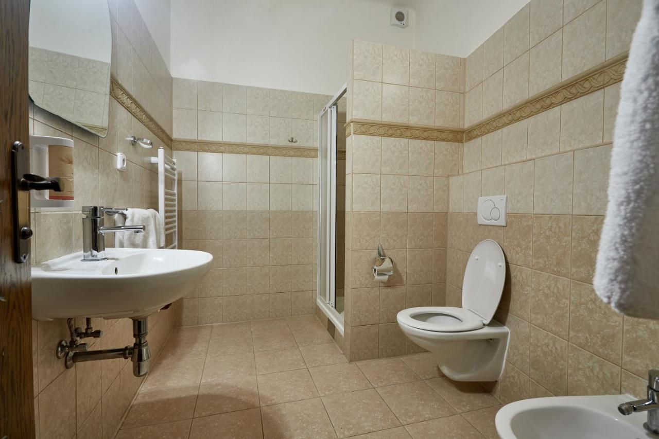 Vivaldi Apartments Mikulov Buitenkant foto
