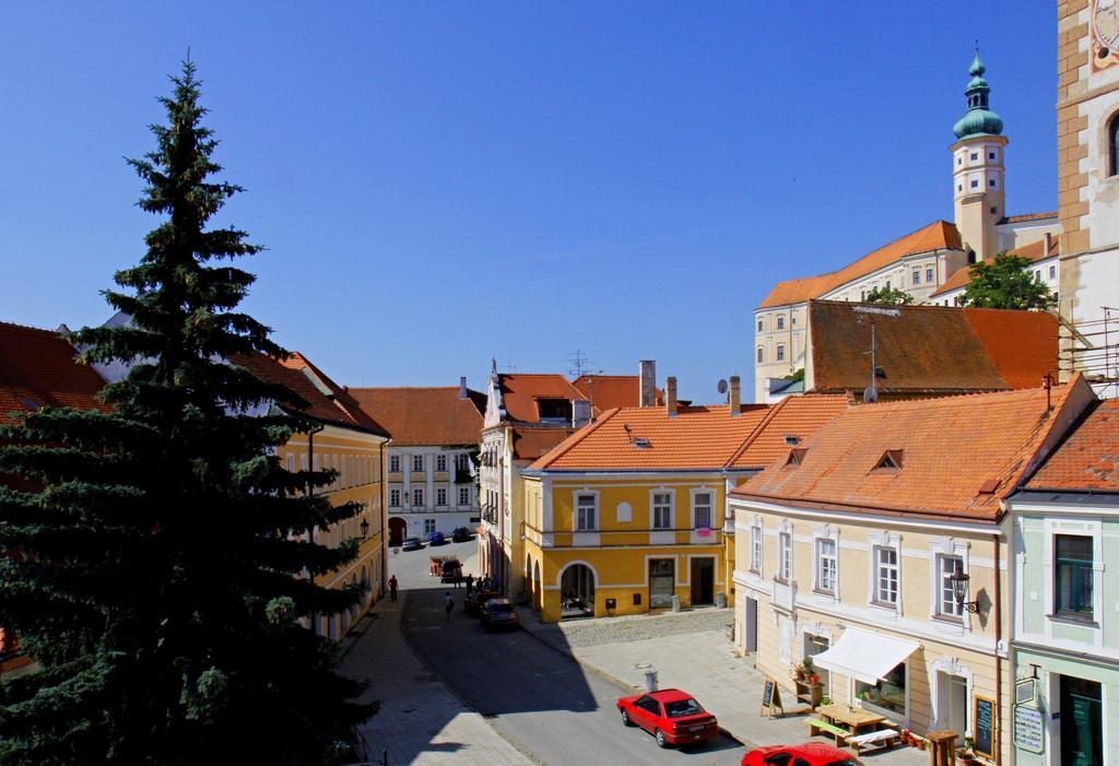 Vivaldi Apartments Mikulov Buitenkant foto