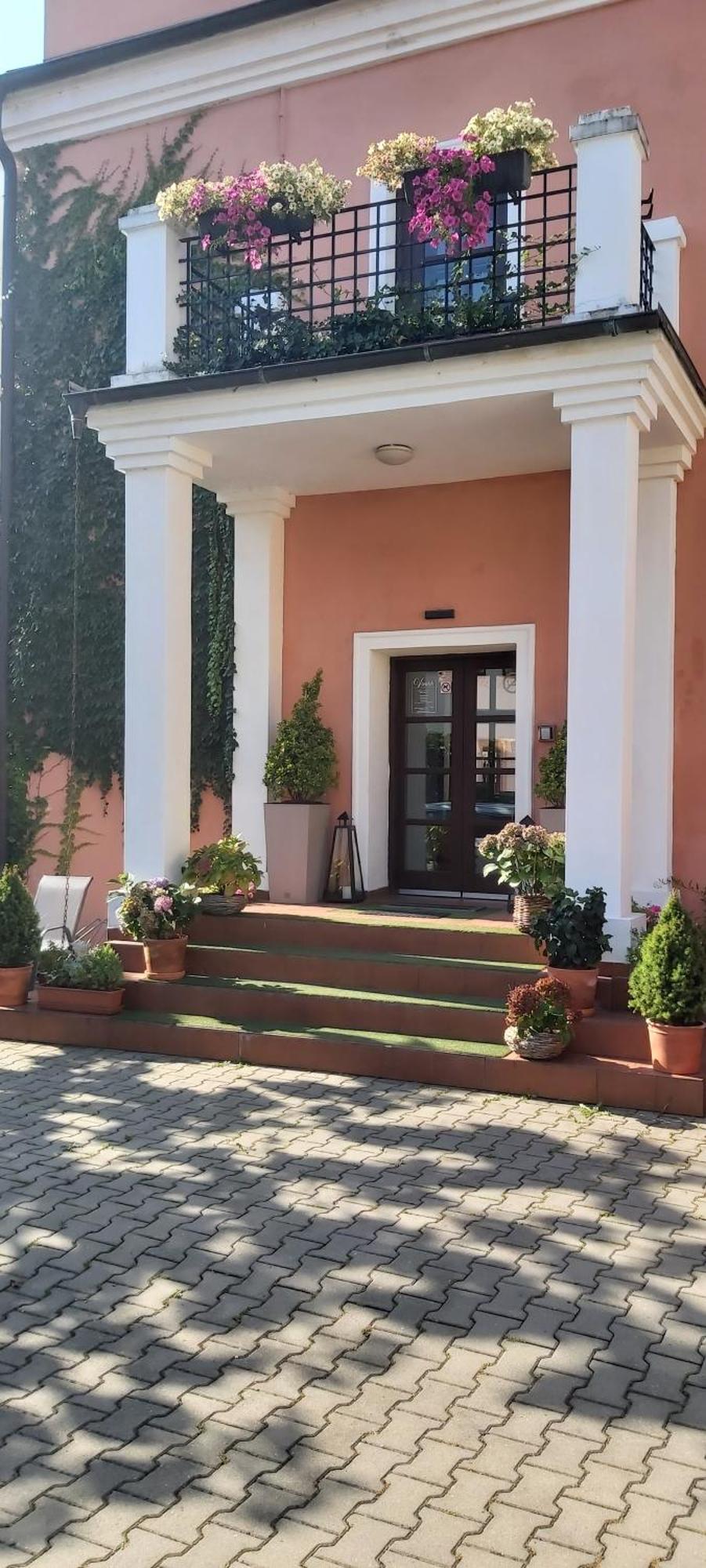 Vivaldi Apartments Mikulov Buitenkant foto