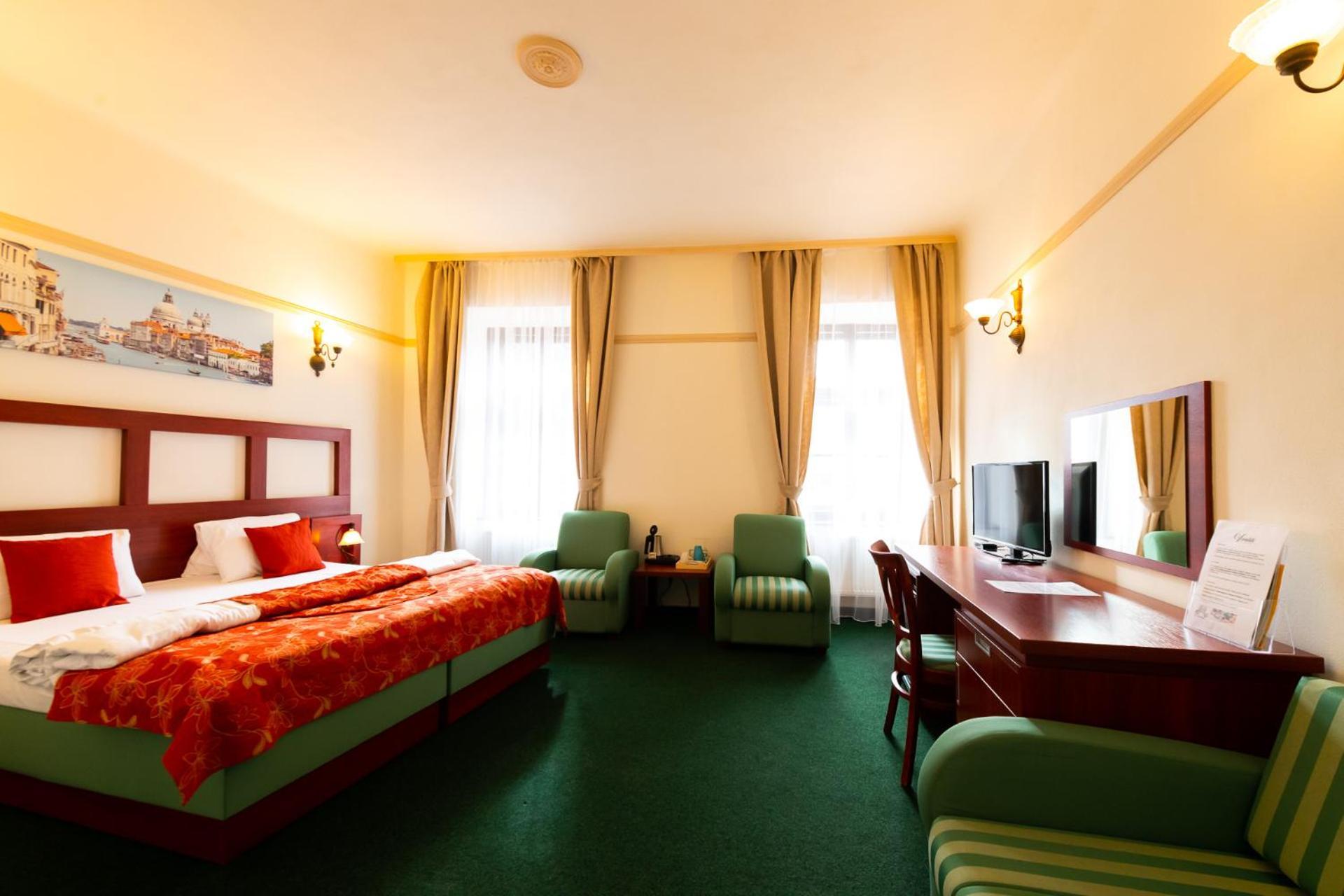Vivaldi Apartments Mikulov Buitenkant foto