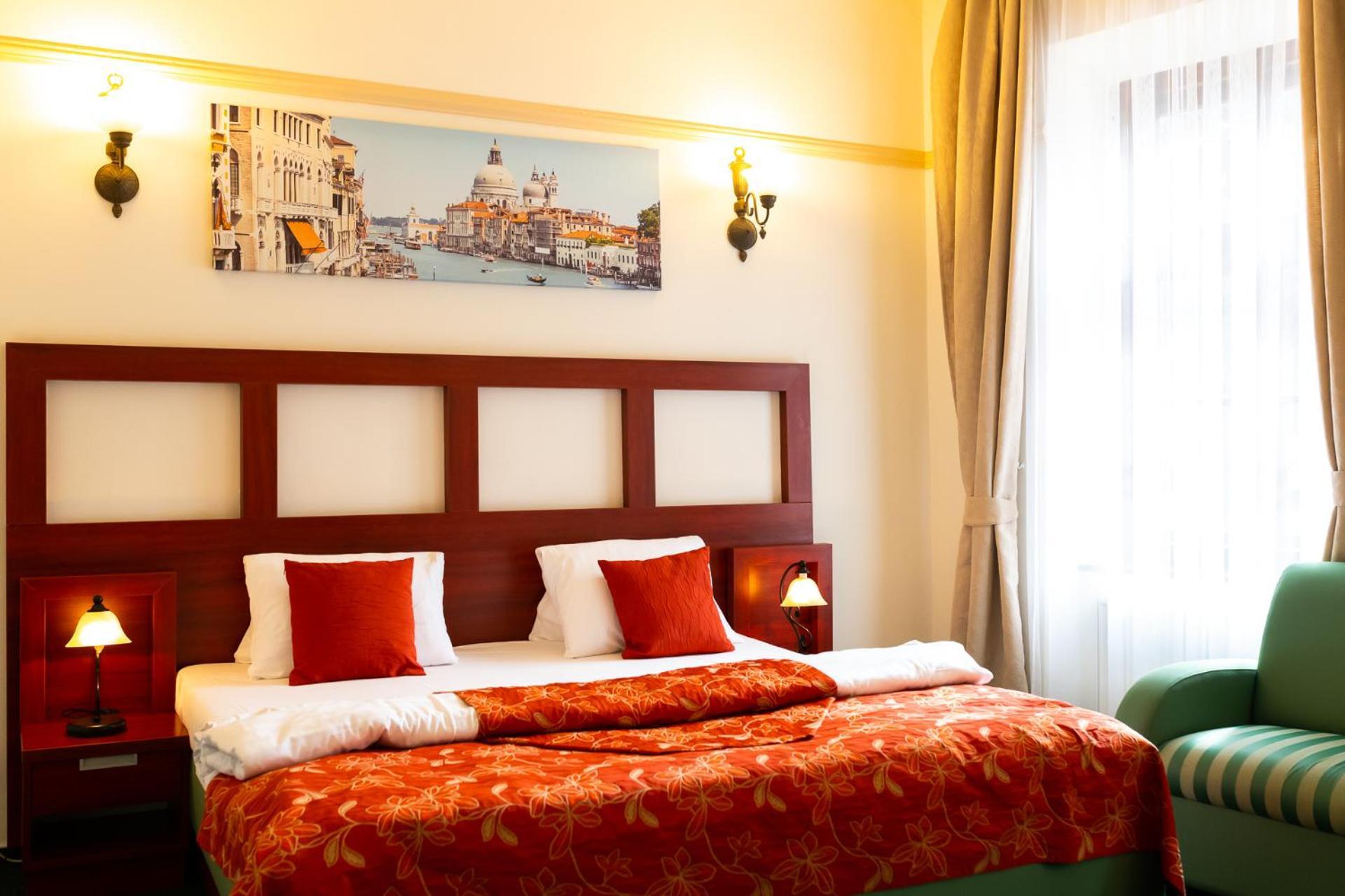 Vivaldi Apartments Mikulov Buitenkant foto