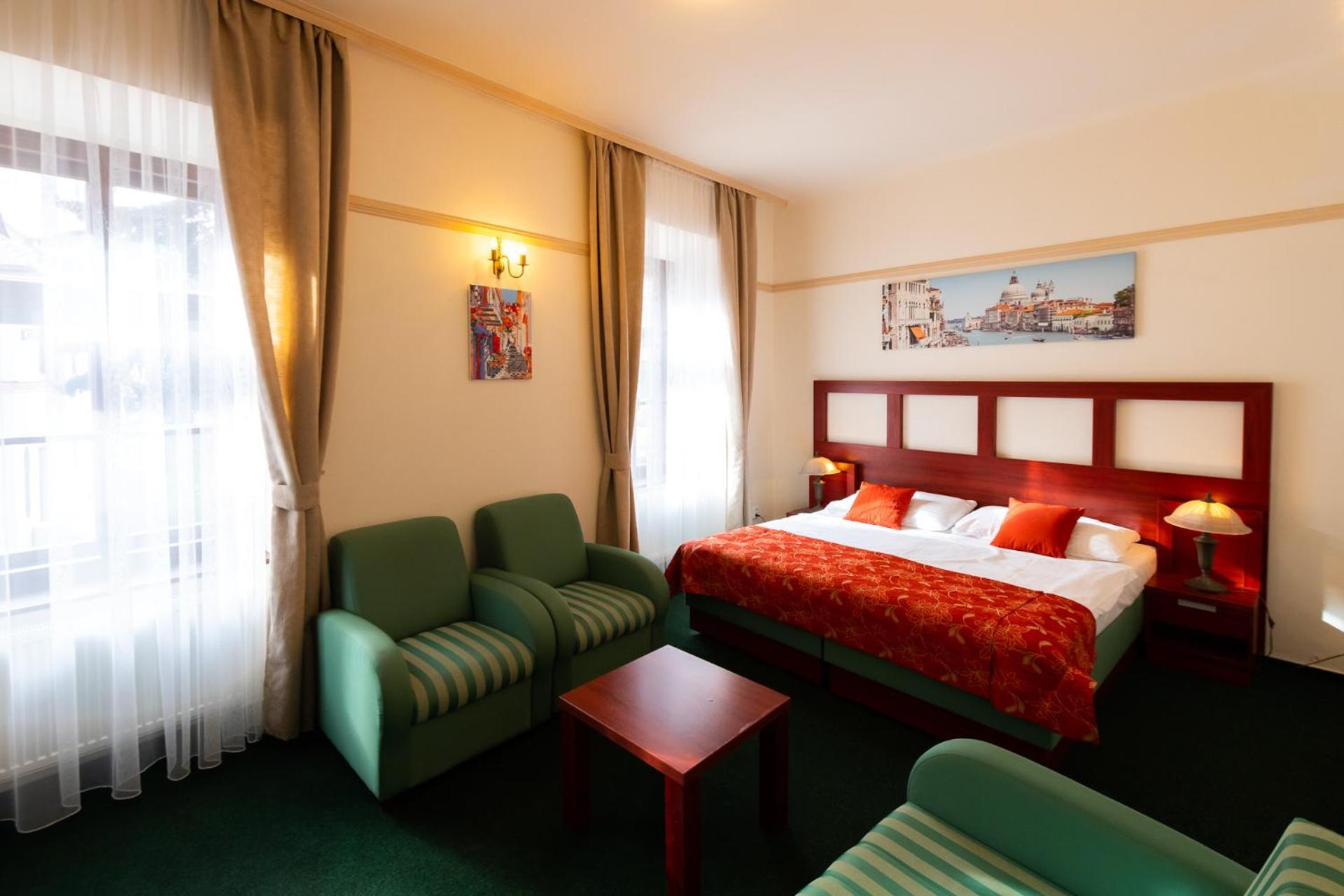 Vivaldi Apartments Mikulov Buitenkant foto